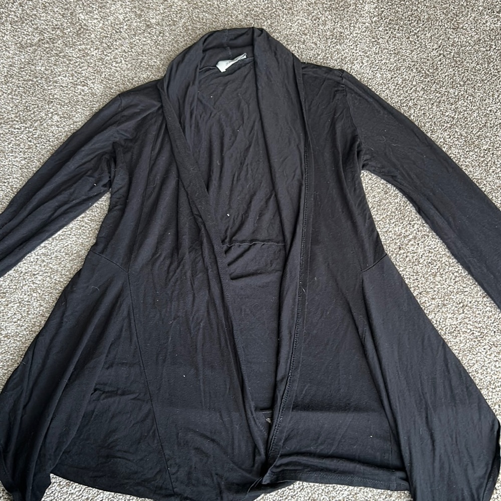 Lightweight black stretchy cardigan. Size medium.